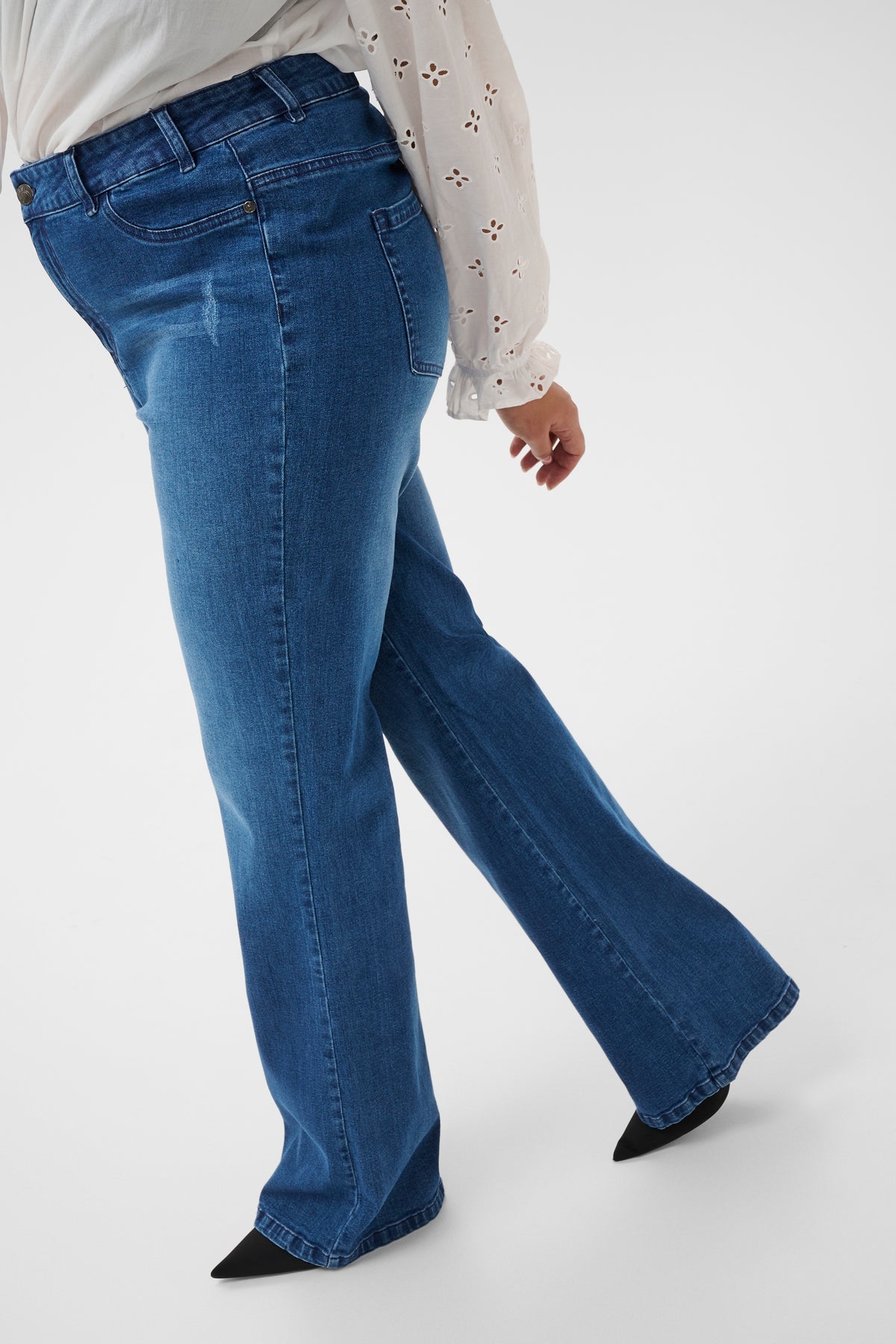 Jeans Laurina Flared Washed