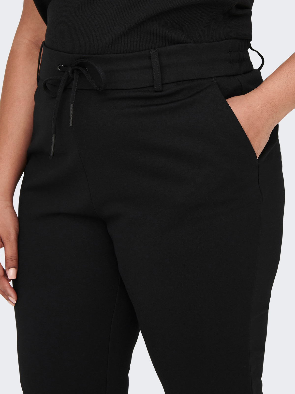 Cargo Goldtrash Black