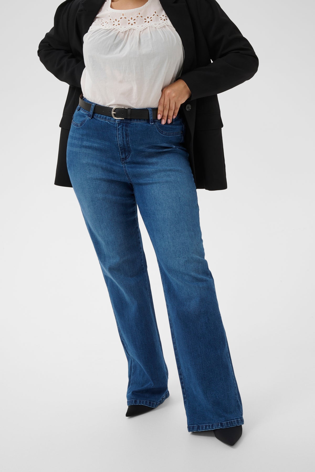 Jeans Laurina Flared Washed