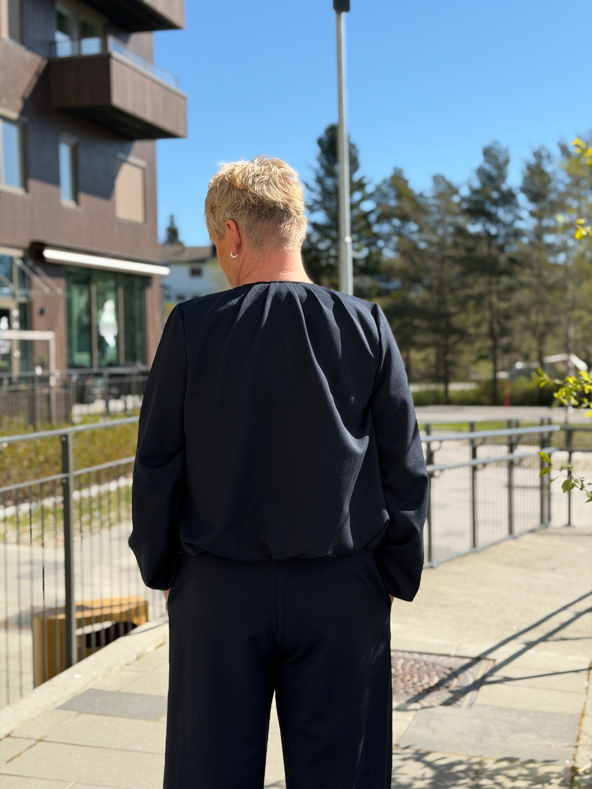 Jakke Kort Rund Hals